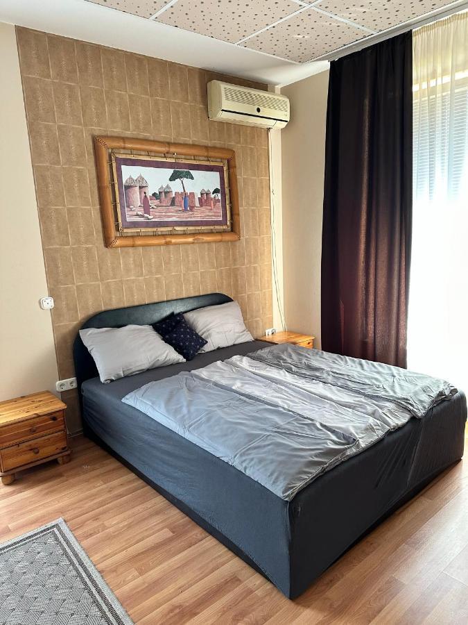 Velvet Motel Hegyeshalom Ngoại thất bức ảnh