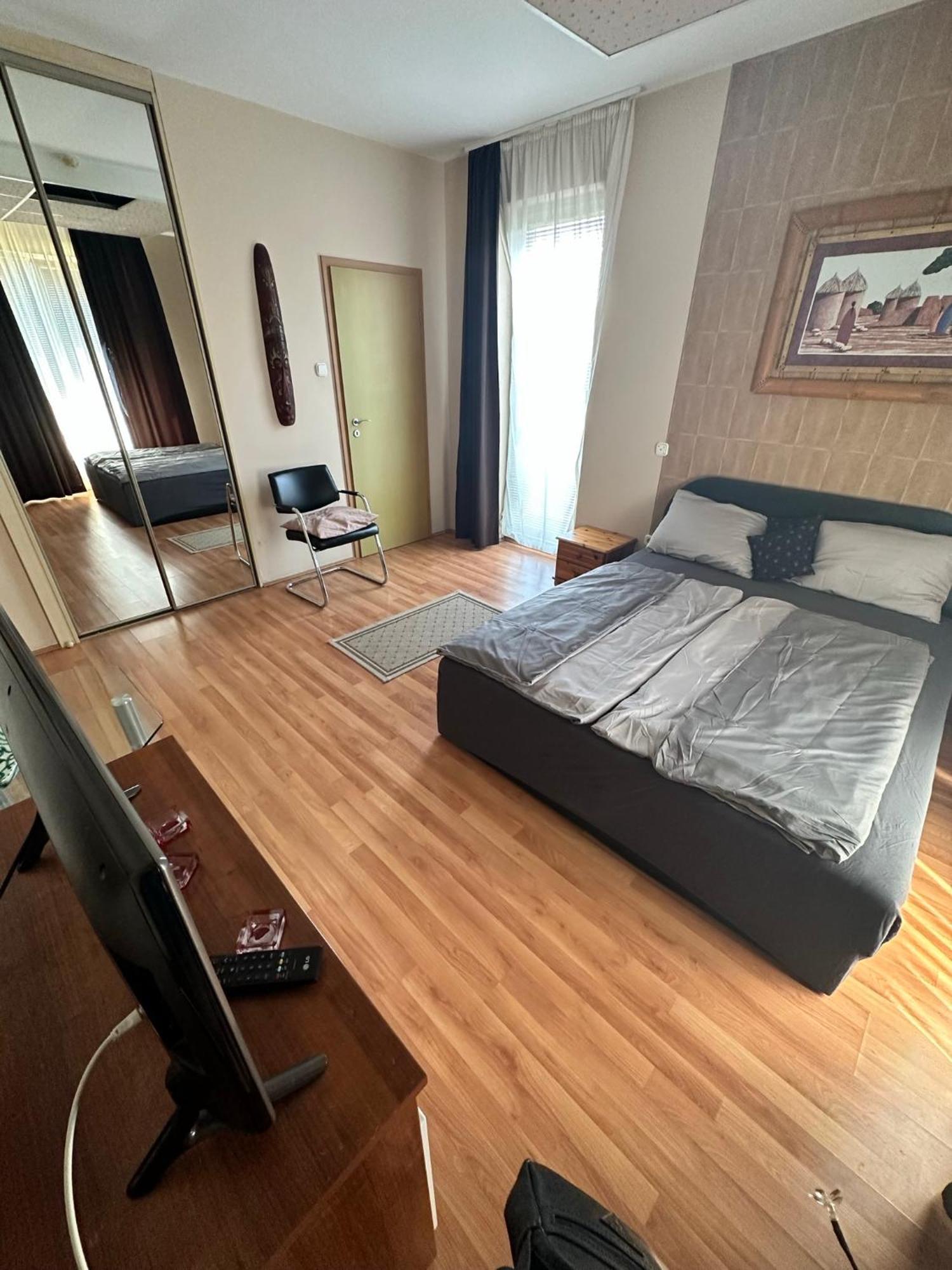 Velvet Motel Hegyeshalom Ngoại thất bức ảnh