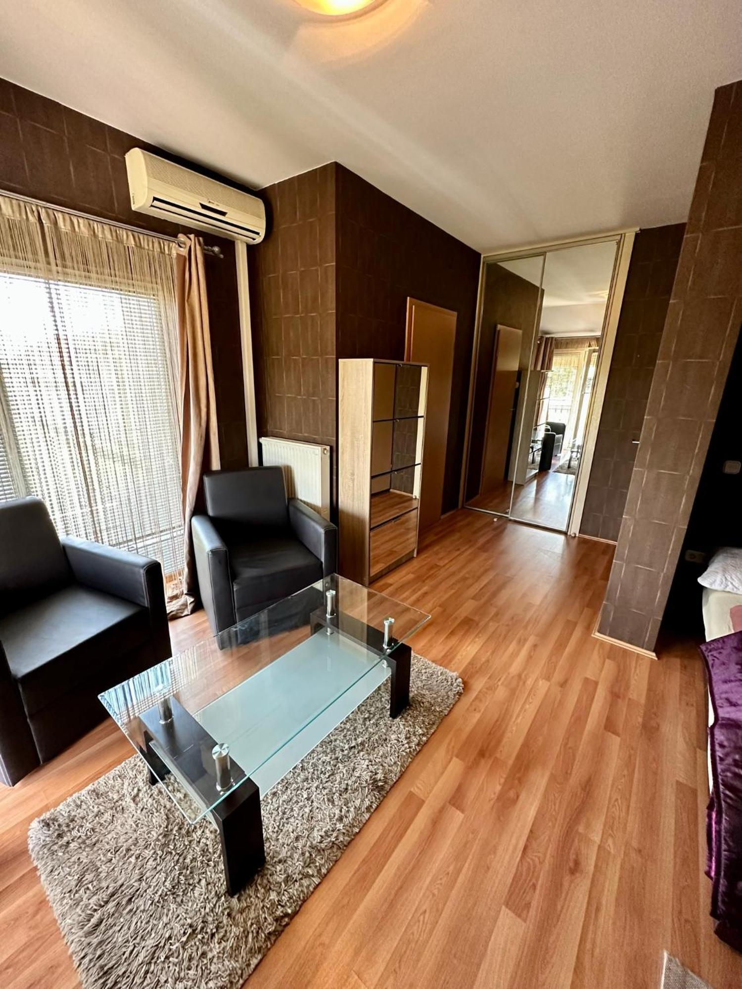 Velvet Motel Hegyeshalom Ngoại thất bức ảnh